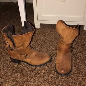 Steve Madden Boots